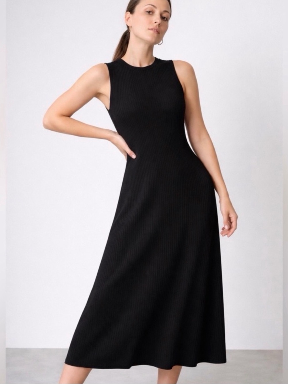 Uniqlo Black Sleeveless Maxi Dress